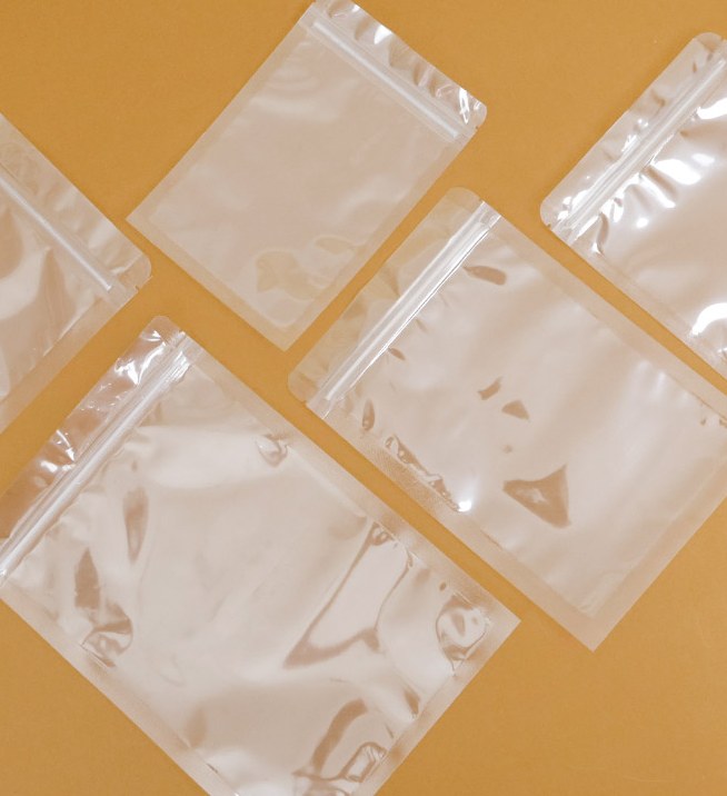 Clear Zipper Bag detail 6