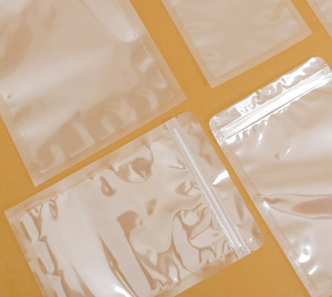 Clear Zipper Bag detail 7