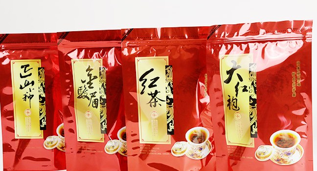 Heavy-Duty Red Foil Tea Pouch detail 6
