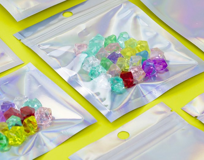 Holographic Flat-Bottom Bag detail 7